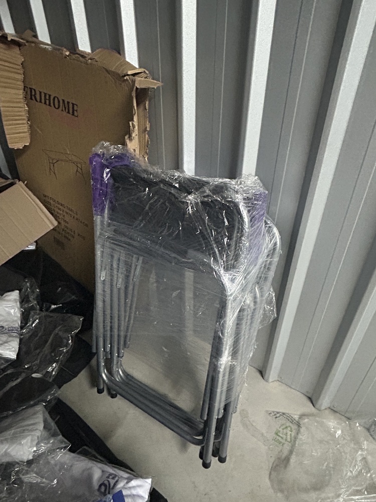 Rent-A-Store Centurion Self storage auction IB-9949 24