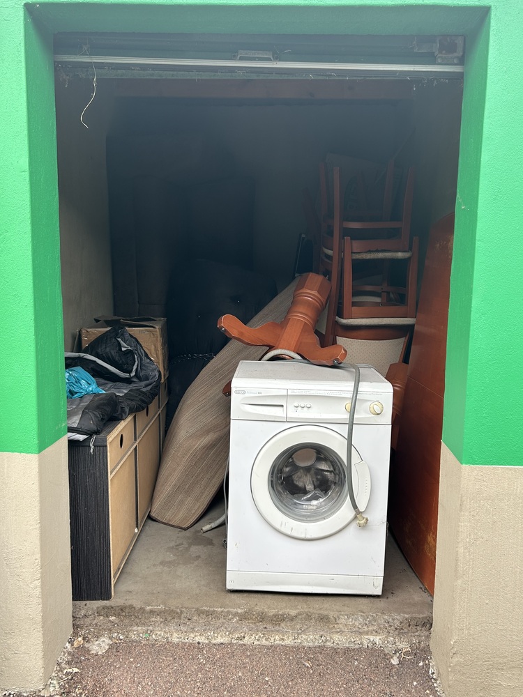 Rent-A-Store Pretoria Self storage facility auction IB-1008