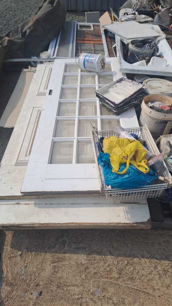 South Storage Storage Unit auction IB-7023