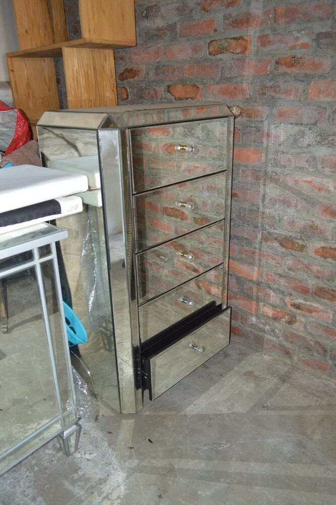 Cape Town (Killarney Gardens) storage facility unit auction IB-6911 26