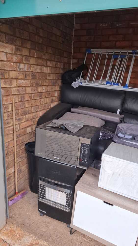 Pretoria North Storage Unit auction IB-5634