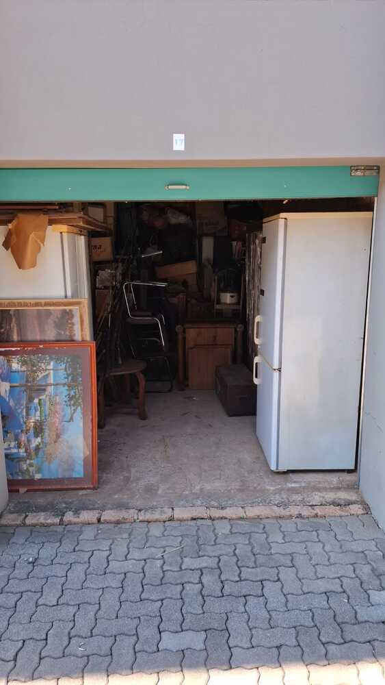 Pretoria North Storage Unit auction IB-7566