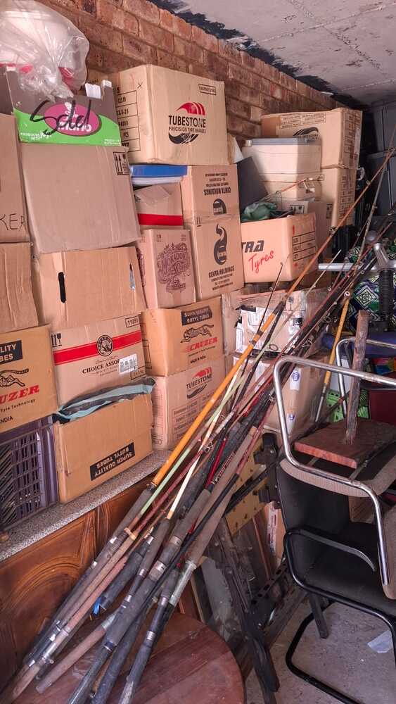 Pretoria North storage facility unit auction IB-7566