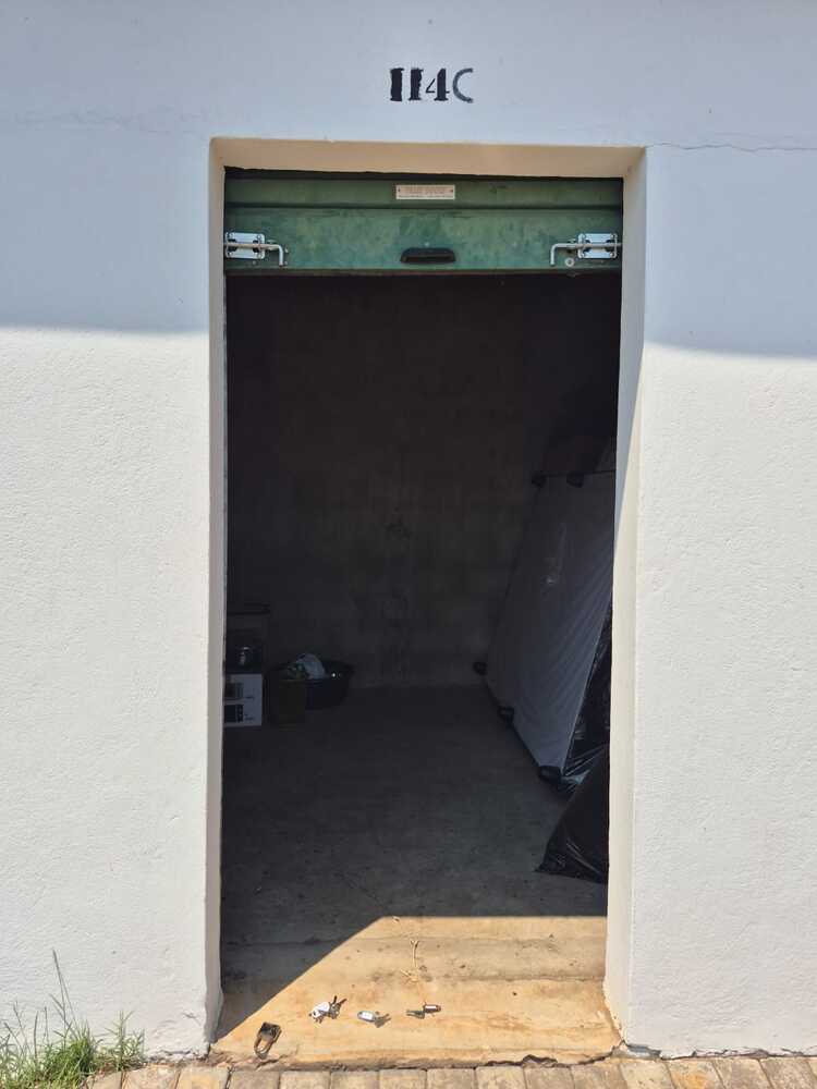 Waterfall Storage auction IB-6421