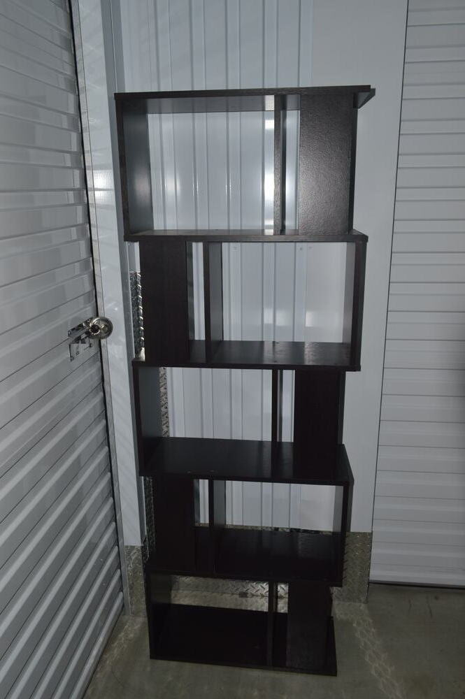 INV - Sunningdale Self storage unit auction IB-4555