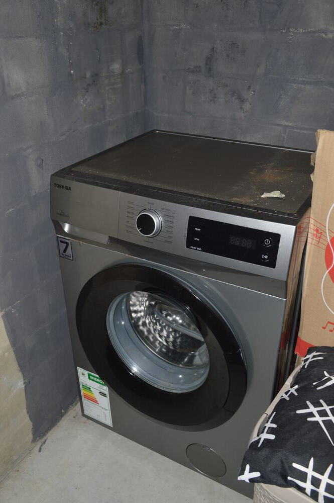 INV - Sunningdale Self storage unit auction IB-4555 13