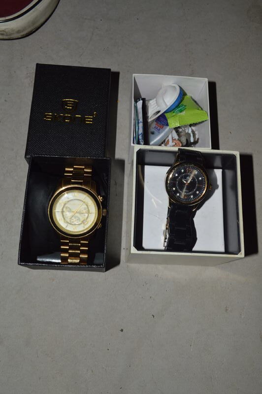 INV - Sunningdale Storage auction IB-4555 20