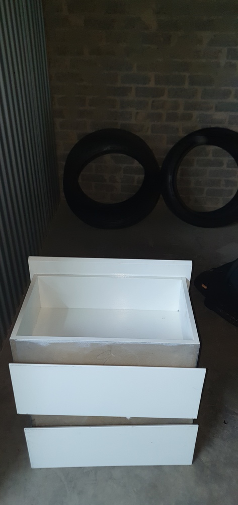 Sunninghill - L035 Storage Facility auction IB-3191