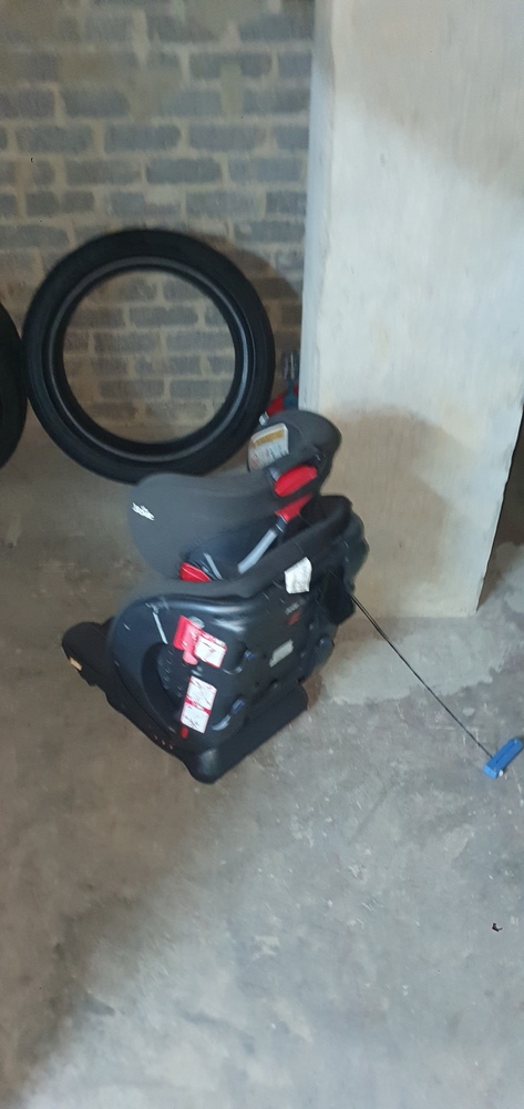 Sunninghill - L035 Storage Unit auction IB-3191