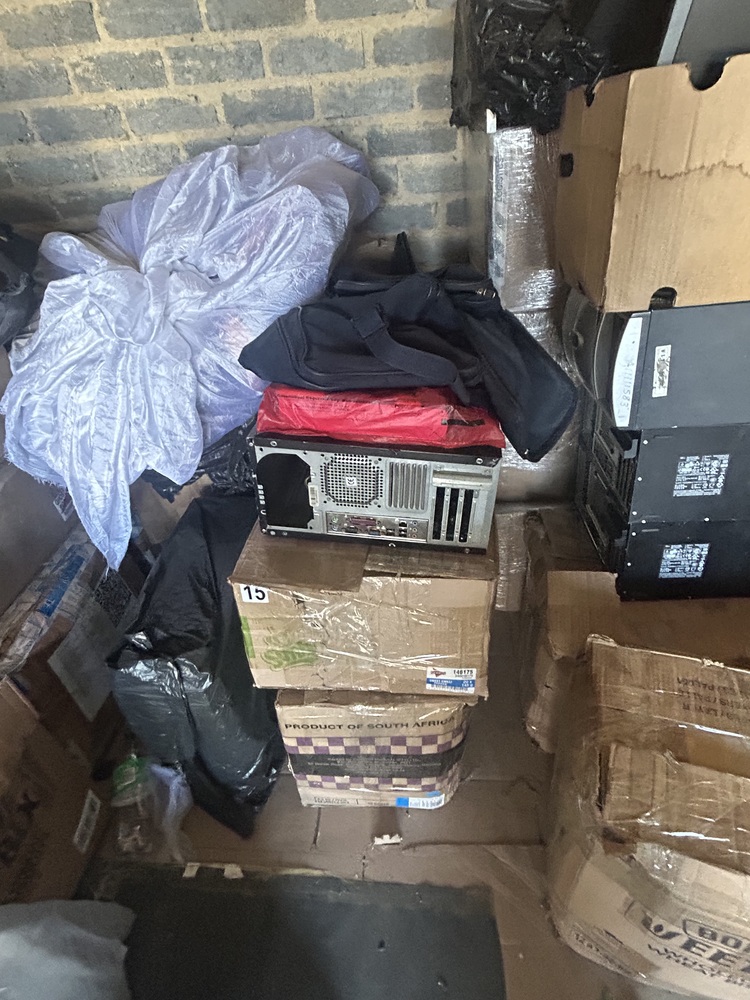 Rent-A-Store Midrand Self storage unit auction IB-6775 13