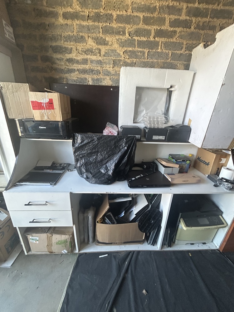 Rent-A-Store Midrand Self storage unit auction IB-6775 43