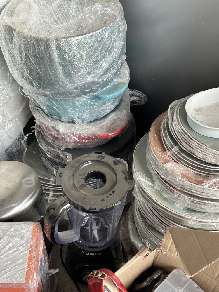 Rent-A-Store Midrand Self storage auction IB-9444