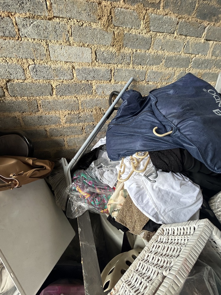 Rent-A-Store Midrand Self storage facility auction IB-9444 45