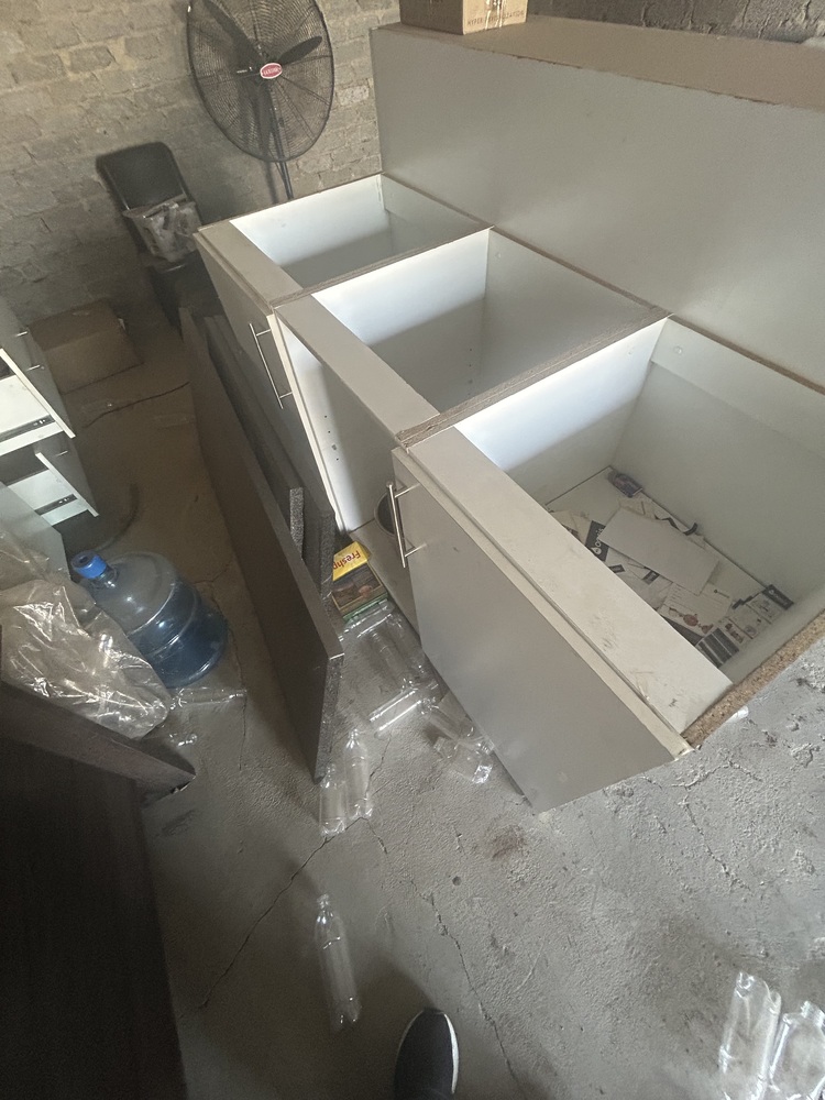 Rent-A-Store Midrand Self storage unit auction IB-9534