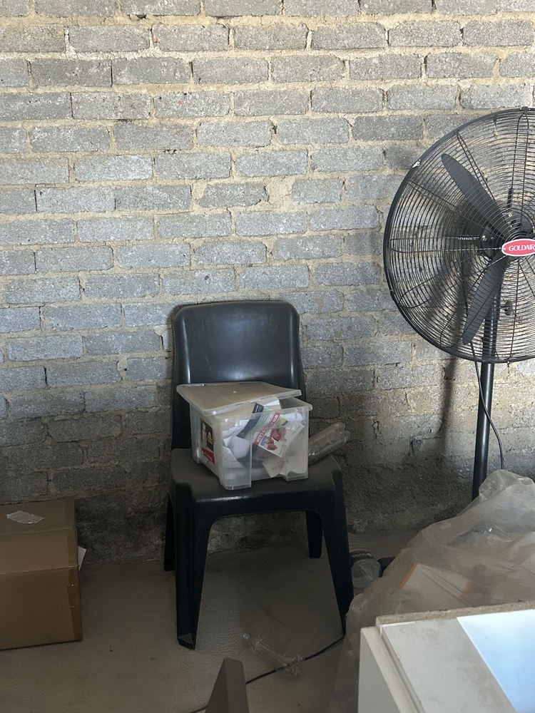 Rent-A-Store Midrand Self storage auction IB-9534
