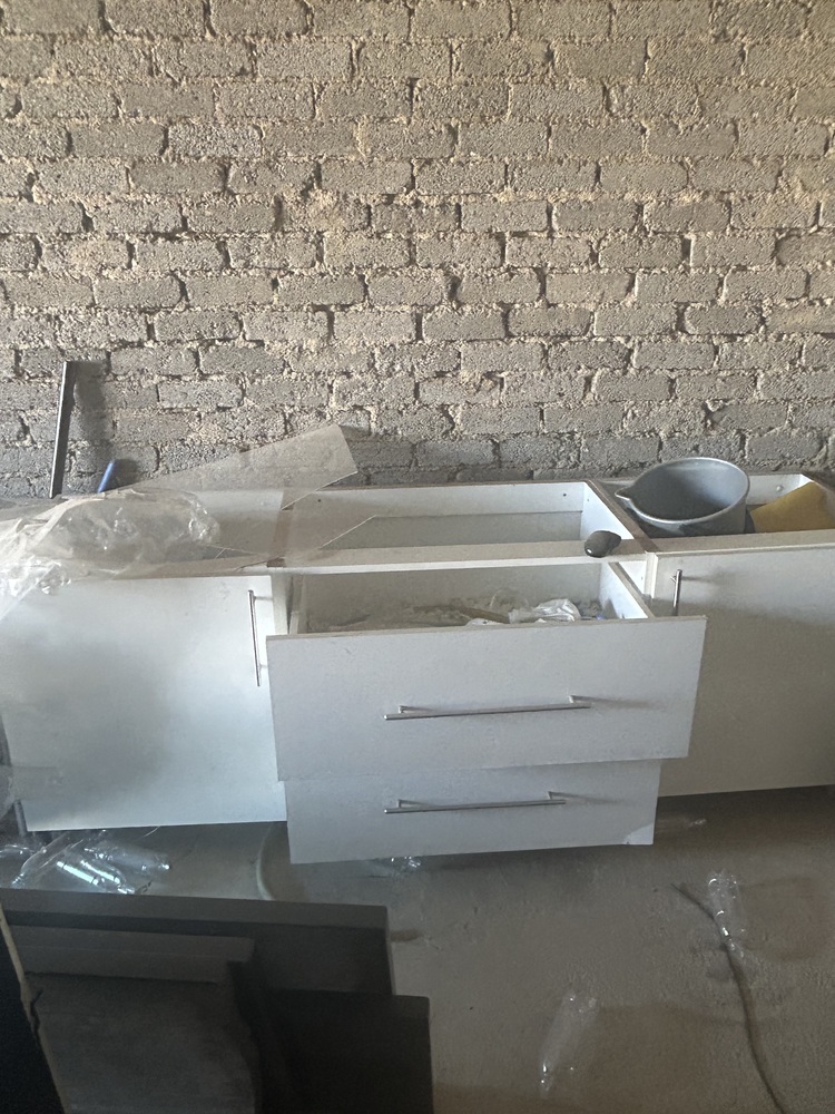 Rent-A-Store Midrand Self storage facility auction IB-9534 35