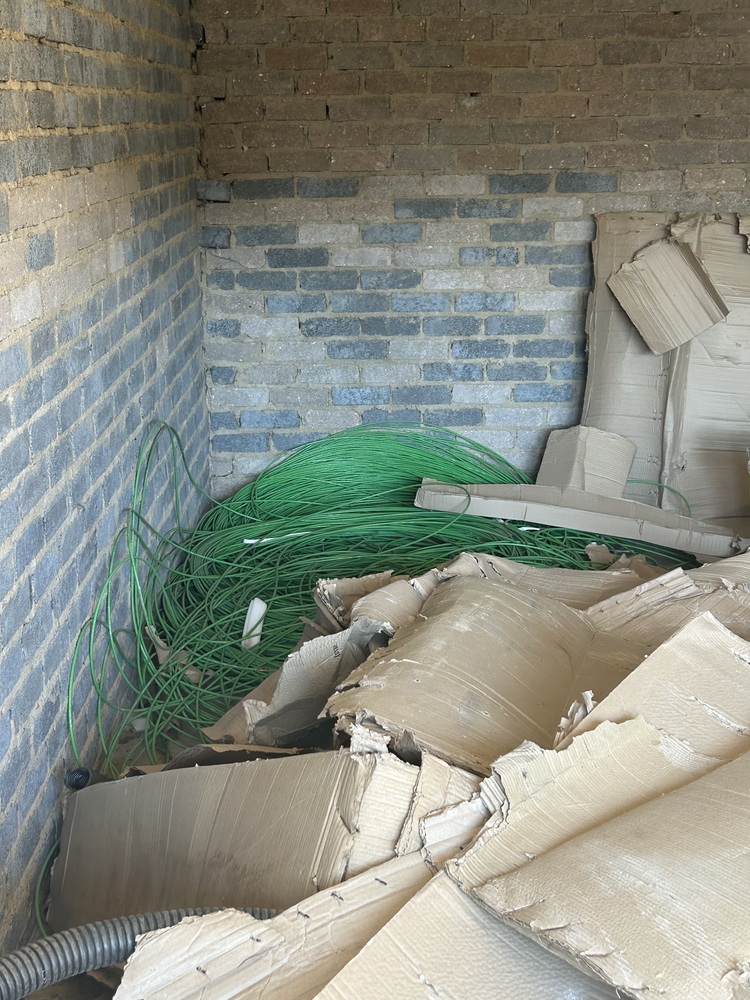 Rent-A-Store Midrand Self storage auction IB-9298