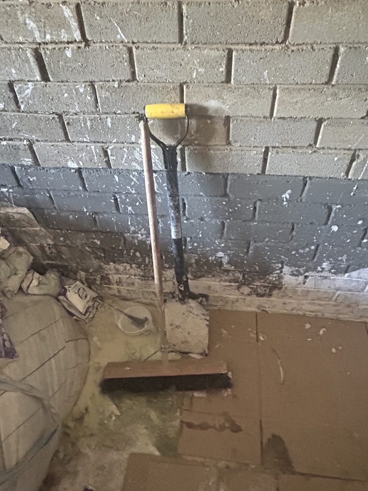 Rent-A-Store Midrand storage facility unit auction IB-1998