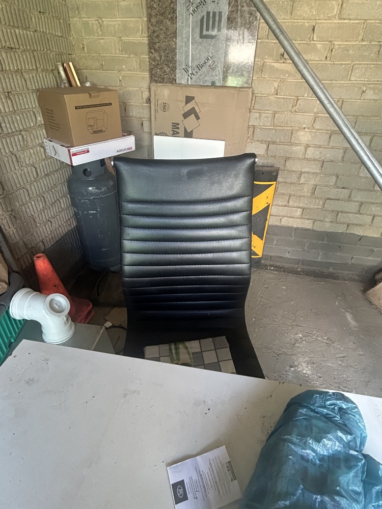 Rent-A-Store Midrand Self storage auction IB-8655