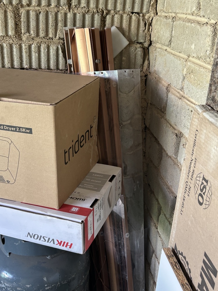 Rent-A-Store Midrand Storage Unit auction IB-8655 12