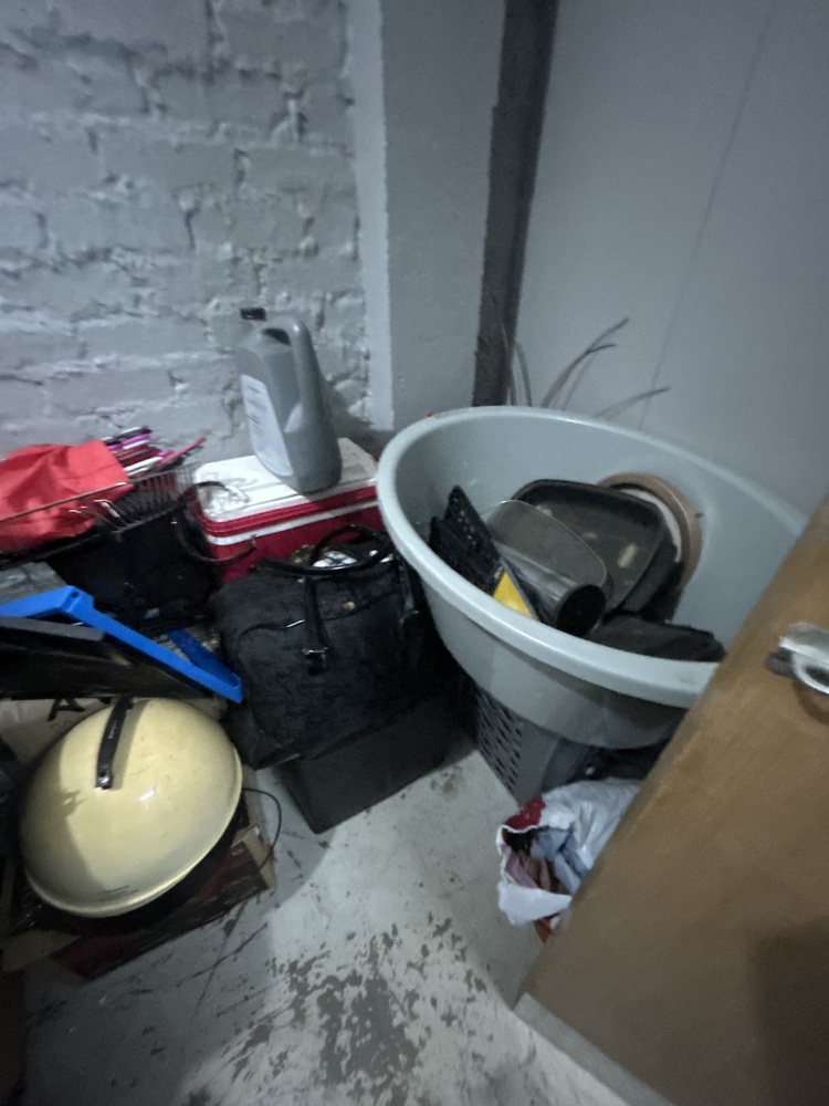 Rent-A-Store Midrand Self storage unit auction IB-5761