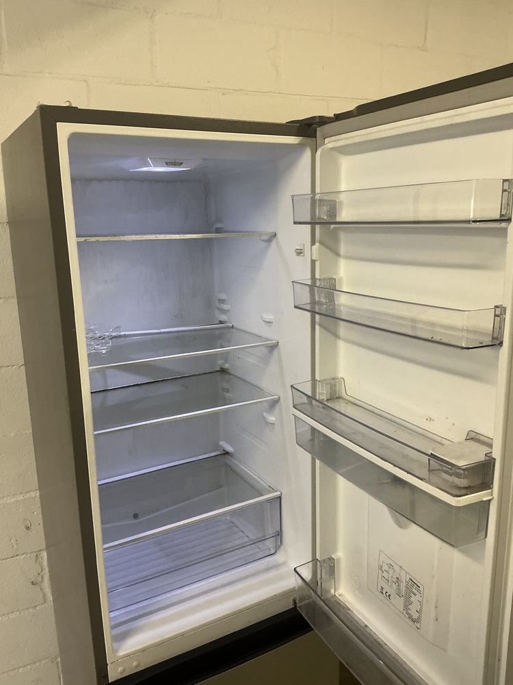 STOREFY - RIVERGATE BUSINESS PARK Self storage facility auction IB-7434