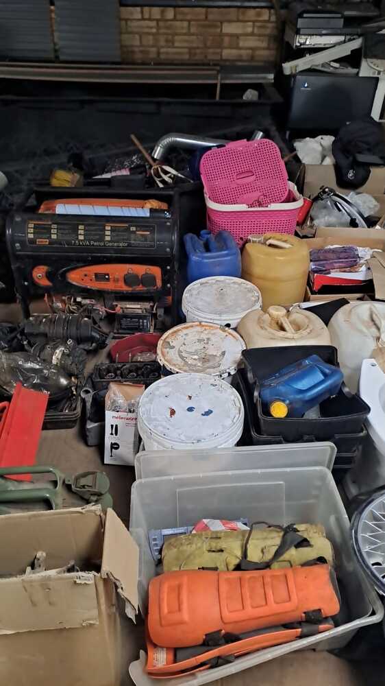 South Storage Self storage unit auction IB-3648