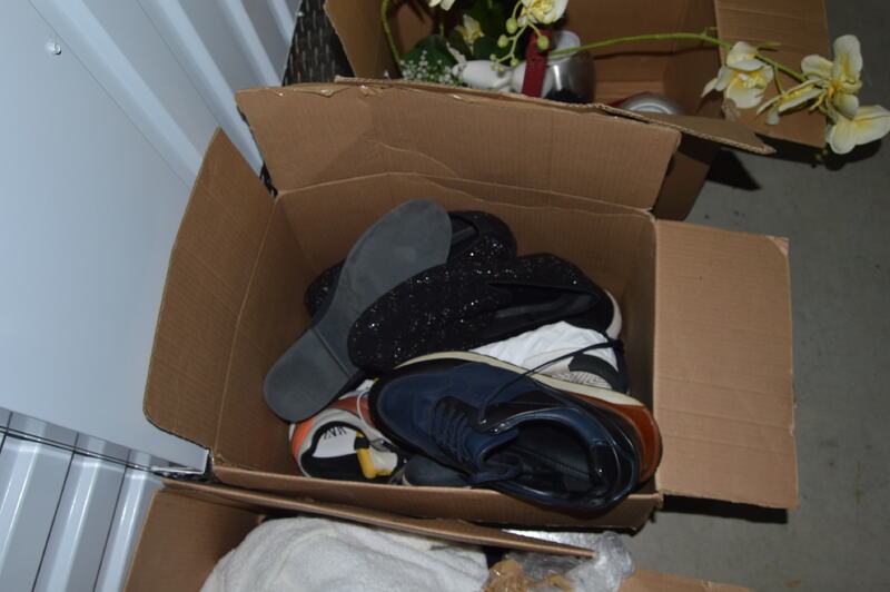INV - Sunningdale Storage auction IB-5504 10
