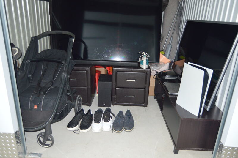 INV - Sunningdale Self storage unit auction IB-5504 23