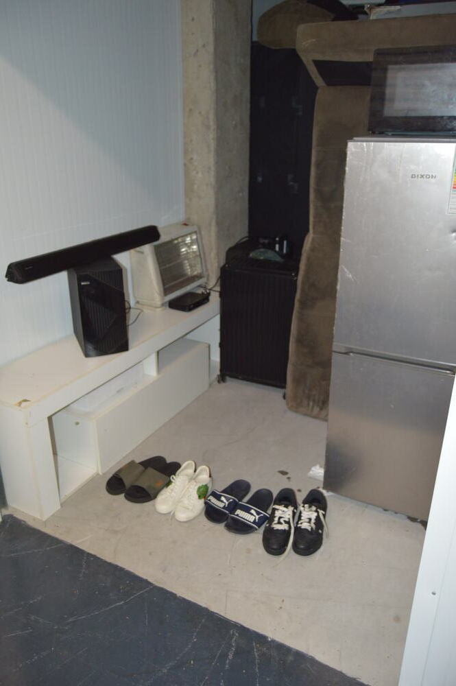 INV - Parklands Self storage unit auction IB-9740