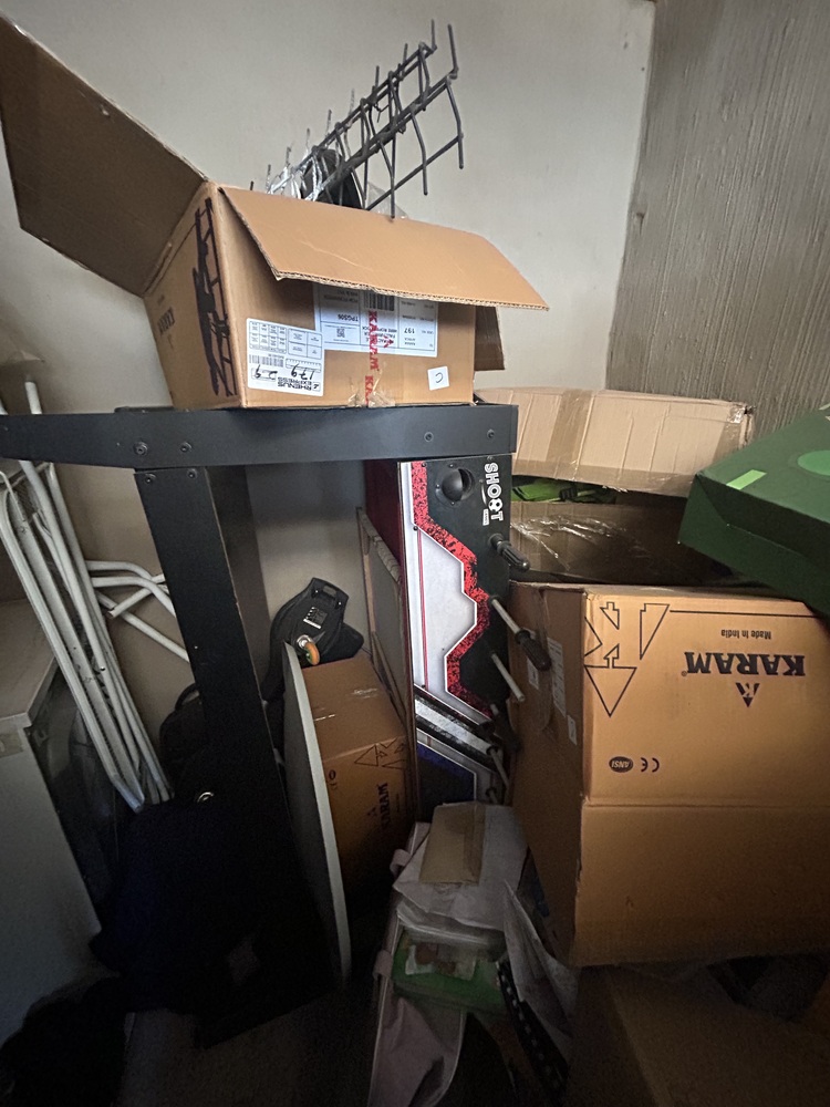 Rent-A-Store Honeydew Storage Unit auction IB-9587