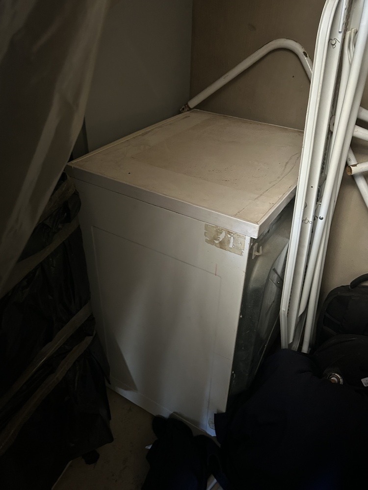 Rent-A-Store Honeydew Storage auction IB-9587 10