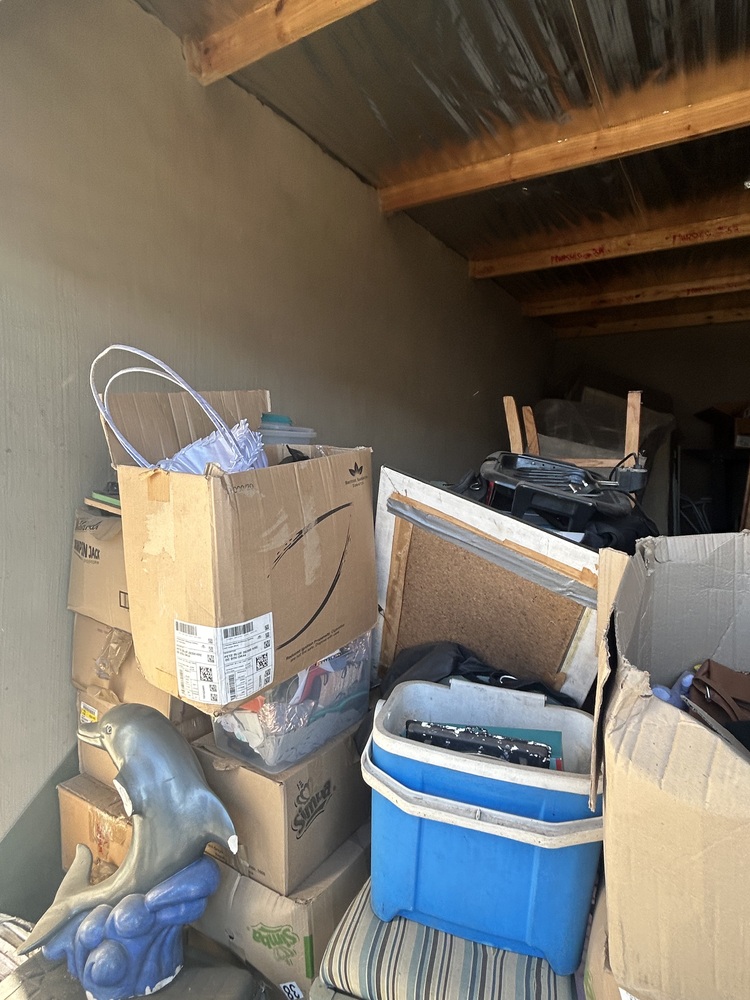 Rent-A-Store Honeydew storage facility unit auction IB-9587 16