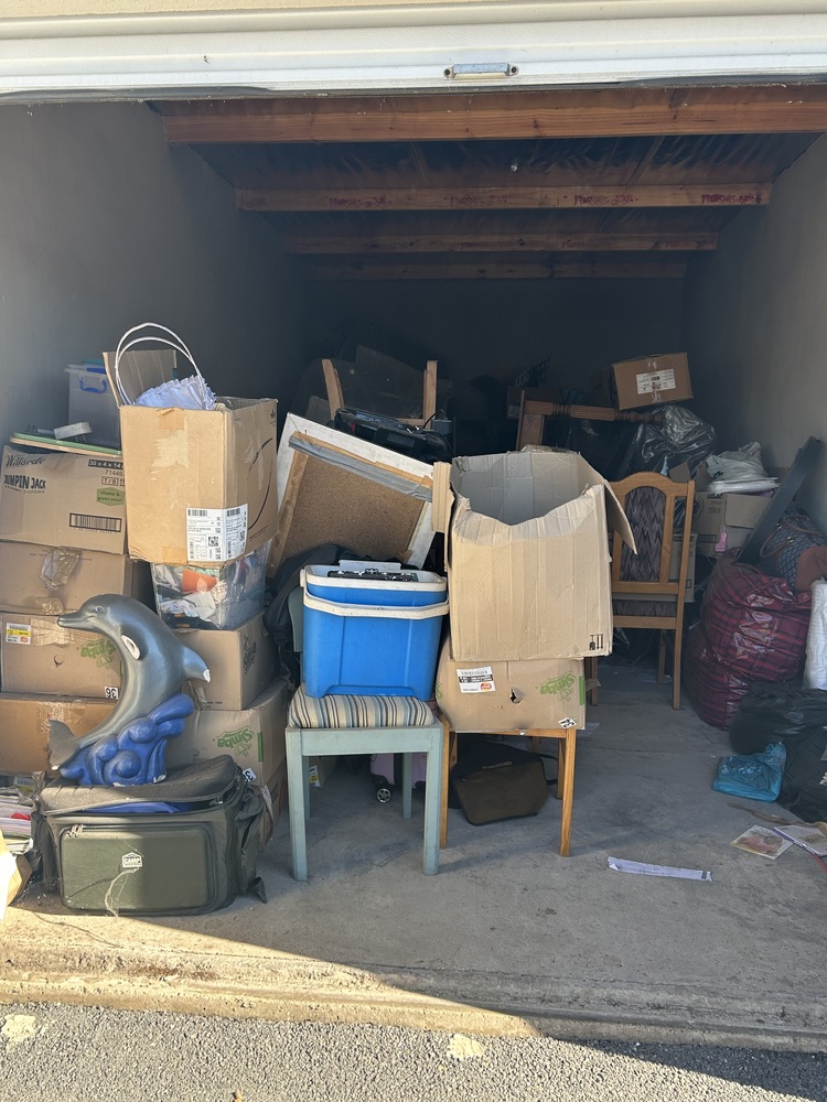 Rent-A-Store Honeydew Storage Unit auction IB-9587 22