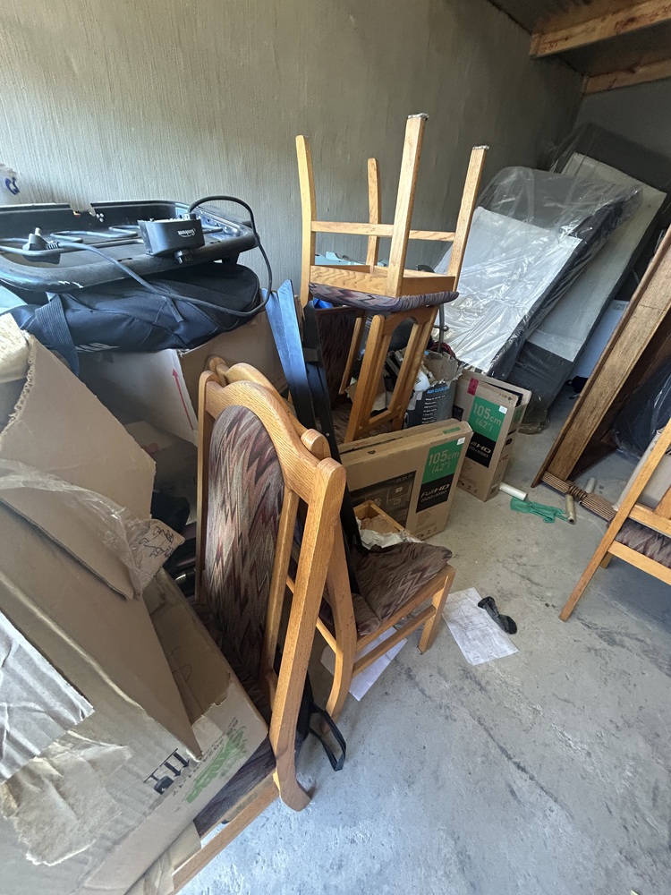 Rent-A-Store Honeydew Storage auction IB-9587 40
