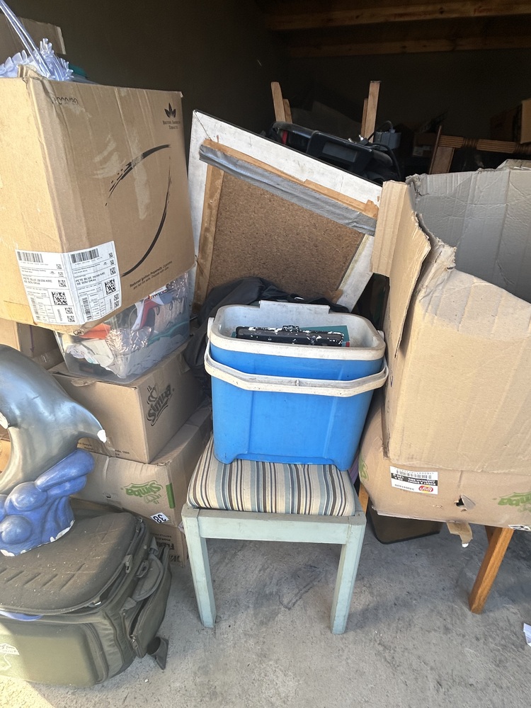 Rent-A-Store Honeydew Self storage unit auction IB-9587 43