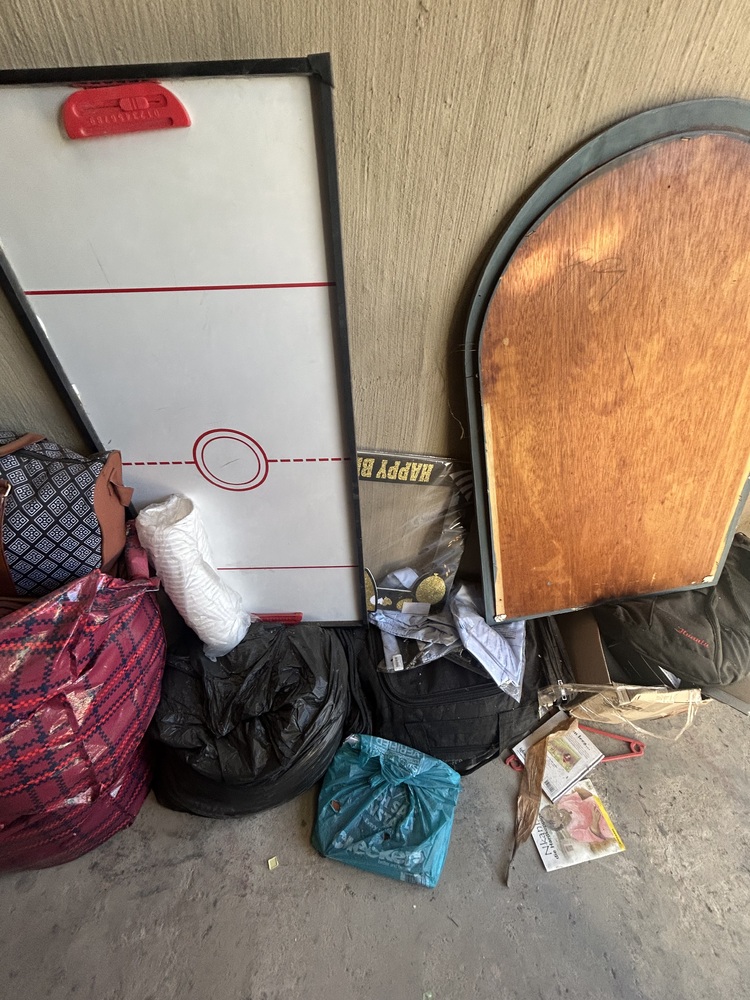 Rent-A-Store Honeydew storage facility unit auction IB-9587 46
