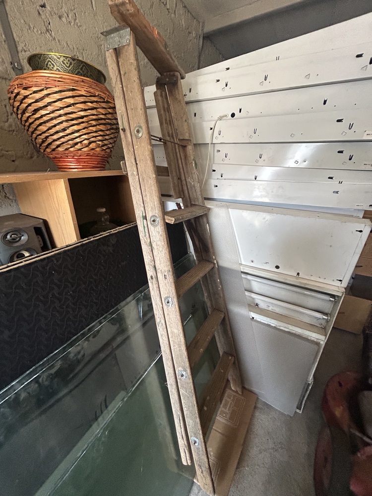 Rent-A-Store Midrand Self storage unit auction IB-9665 23