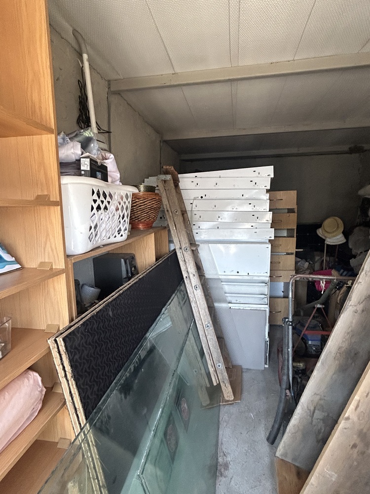 Rent-A-Store Midrand Self storage facility auction IB-9665 25
