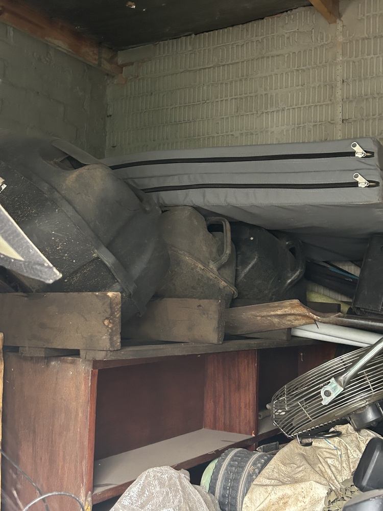 Rent-A-Store Pretoria Storage auction IB-1691