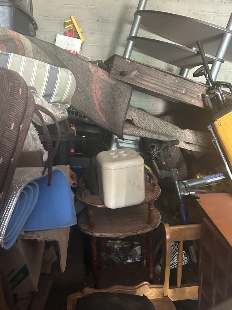 Rent-A-Store Pretoria Storage auction IB-9421 10