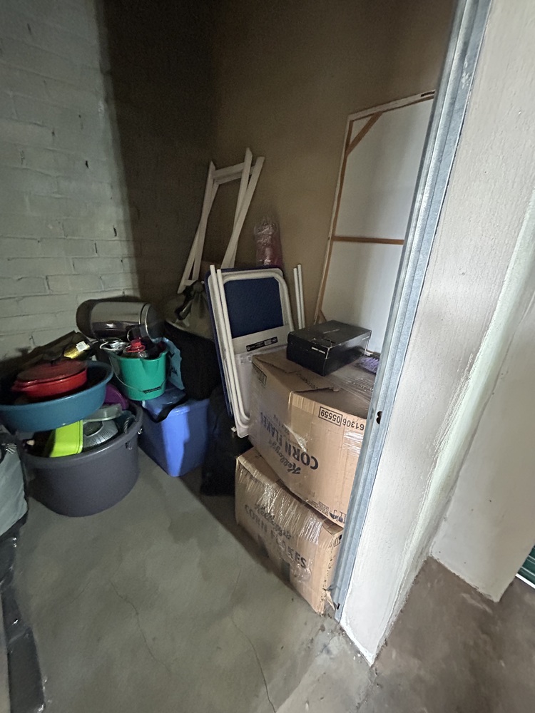 Rent-A-Store Pretoria Self storage unit auction IB-2373 13