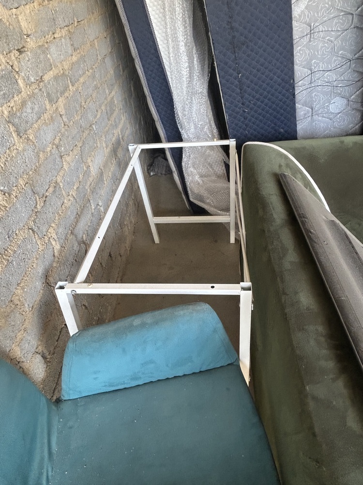 Rent-A-Store Midrand Self storage unit auction IB-6642 13