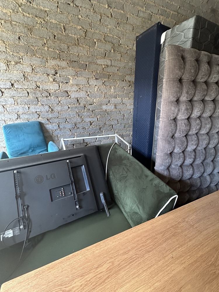 Rent-A-Store Midrand Self storage unit auction IB-6642 23