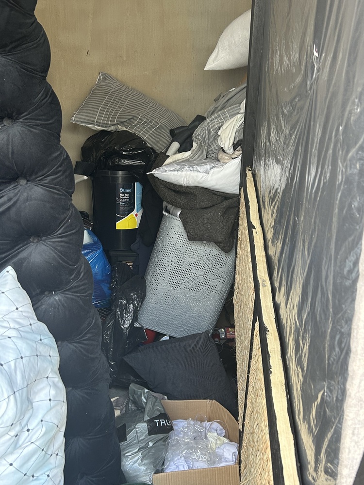 Rent-A-Store Honeydew Self storage auction IB-1408 14