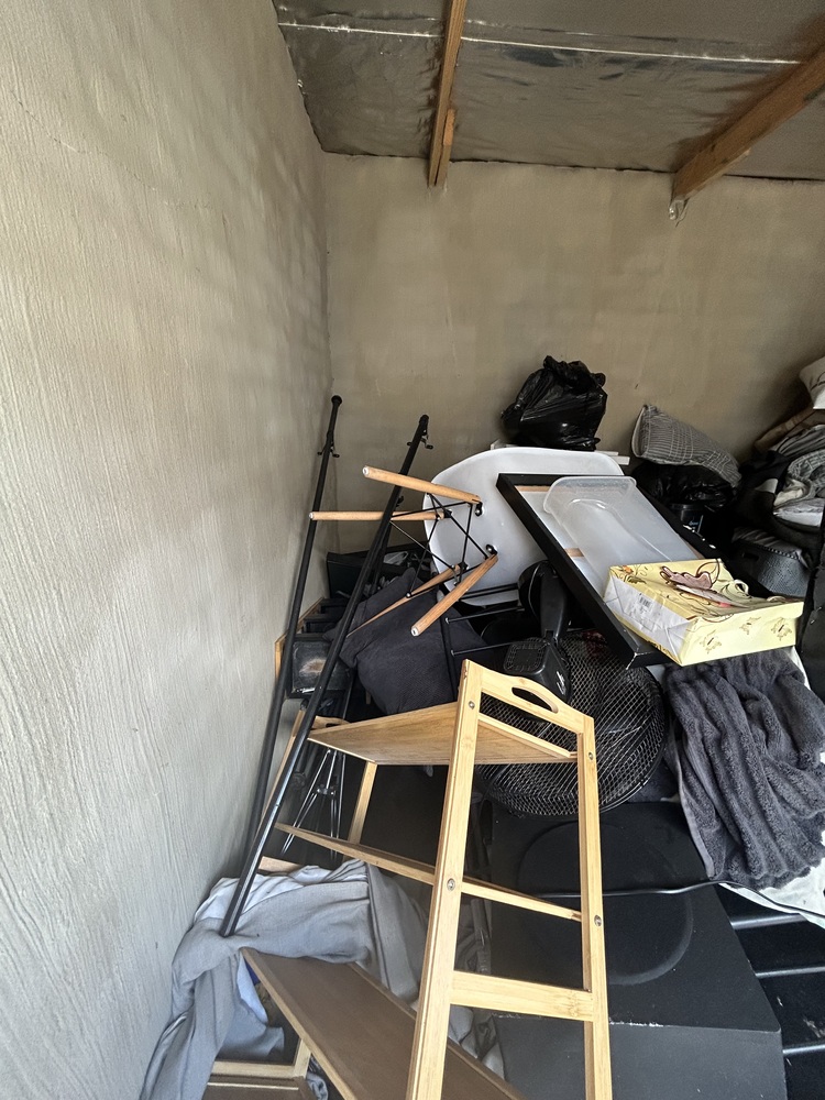 Rent-A-Store Honeydew Storage auction IB-1408 30