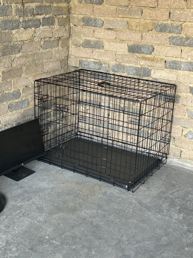 Rent-A-Store Midrand Self storage auction IB-8251