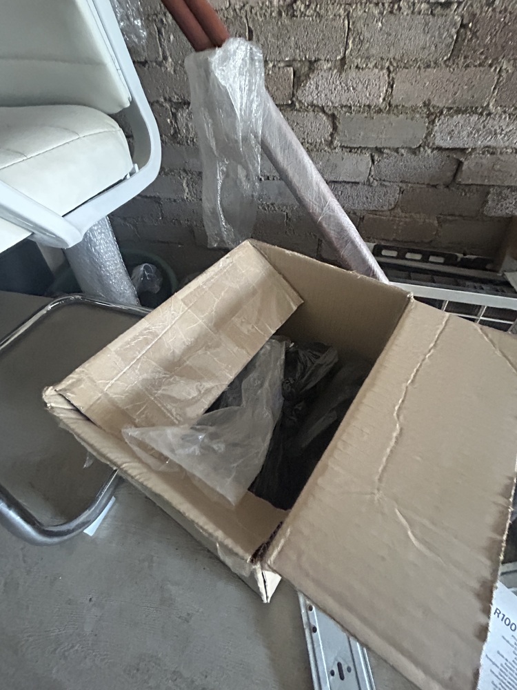 Rent-A-Store Midrand storage facility unit auction IB-2966 16