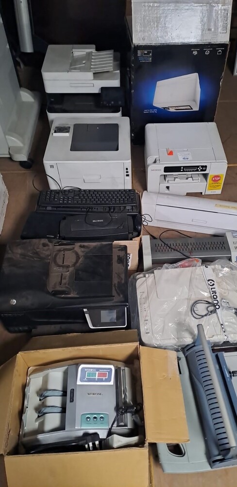 South Storage Storage Facility auction IB-7248