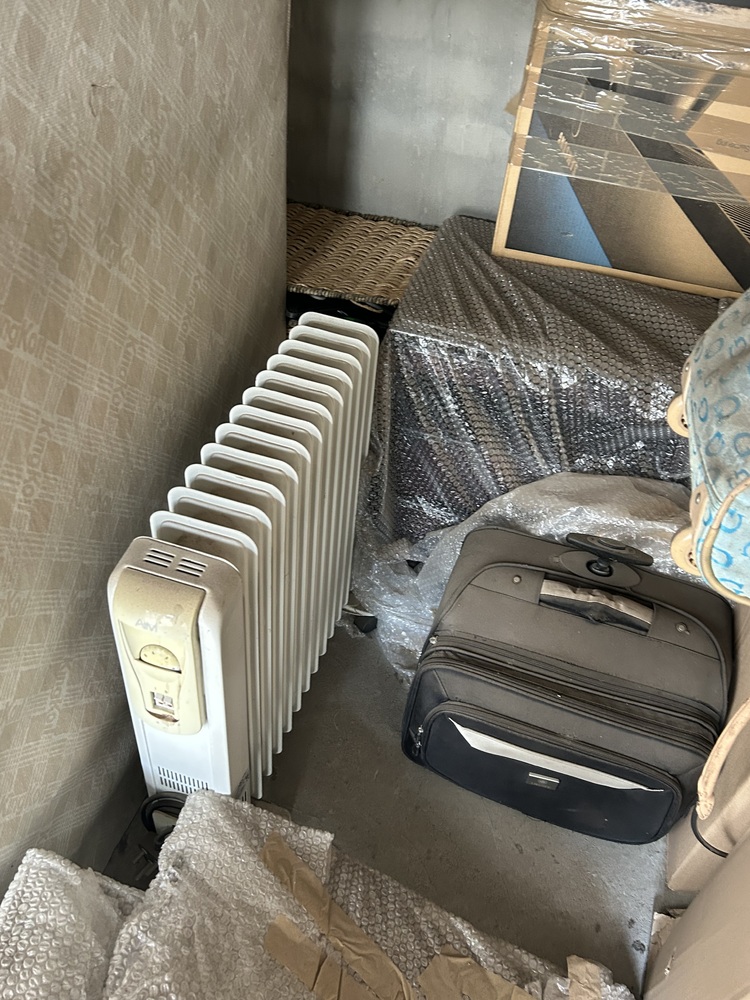 Rent-A-Store Midrand Self storage unit auction IB-6198